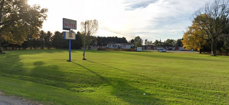 Plaza Motel - 2018 Street View (newer photo)